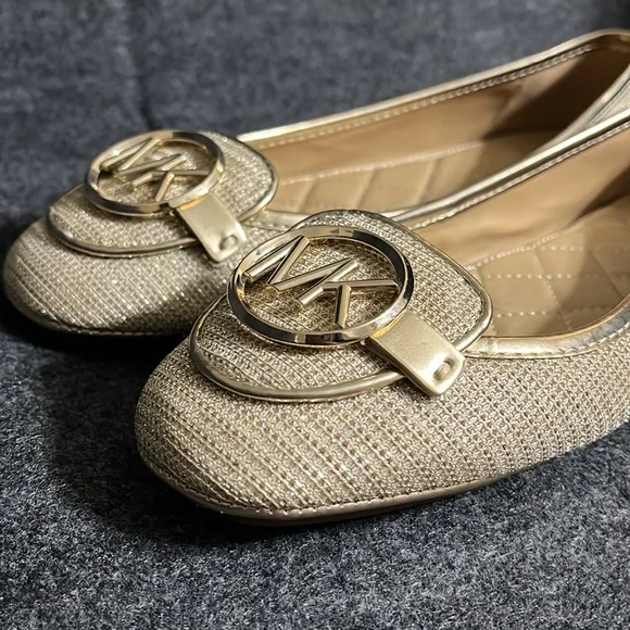 Michael Kors gold sparkle women’s flats size 7 - Picture 3 of 11